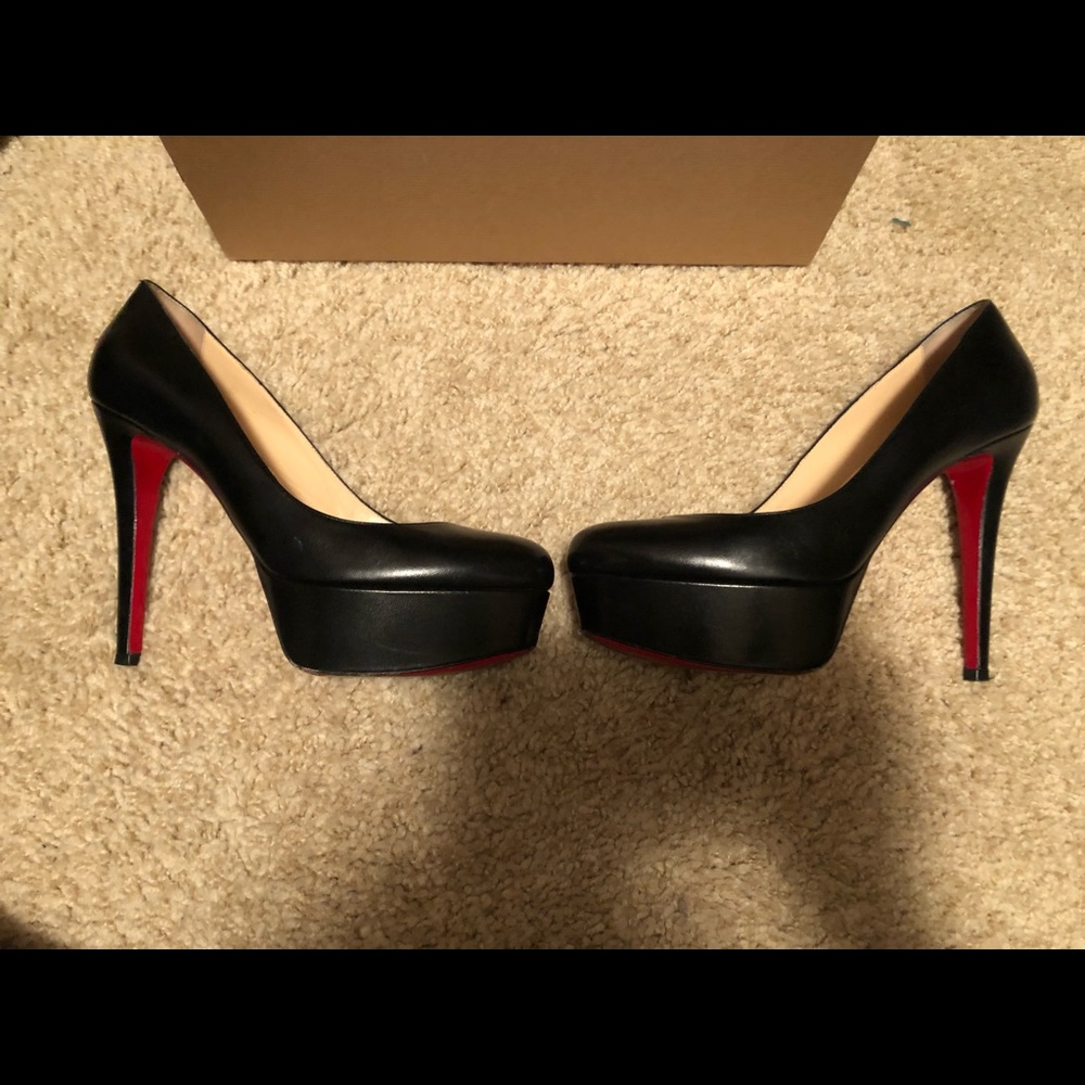 Size 7.5(37.5) Christian Louboutin’s Bianca Style